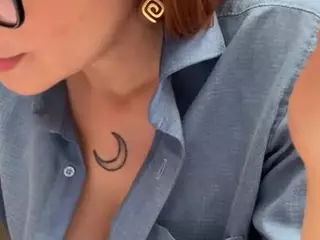 Selene Cano's Live Sex Cam Show