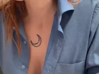 Selene Cano's Live Sex Cam Show