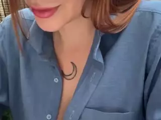 Selene Cano's Live Sex Cam Show