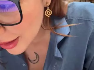 Selene Cano's Live Sex Cam Show