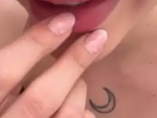 Selene Cano's Live Sex Cam Show