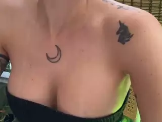 Selene Cano's Live Sex Cam Show