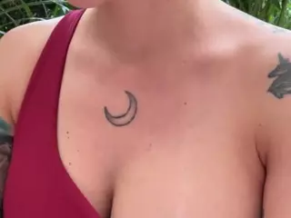 Selene Cano's Live Sex Cam Show