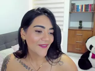 kateklum's Live Sex Cam Show