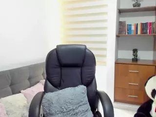 kateklum's Live Sex Cam Show
