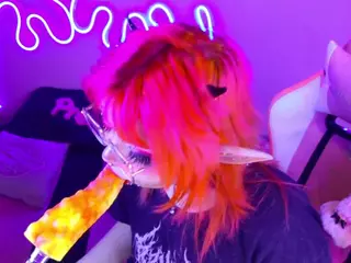 Layton Box's Live Sex Cam Show