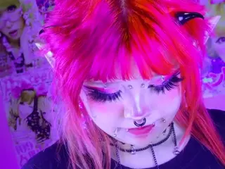 Layton Box's Live Sex Cam Show