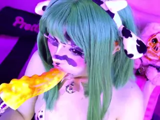 Layton Box's Live Sex Cam Show