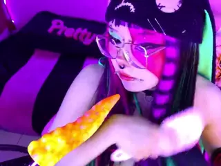 Layton Box's Live Sex Cam Show