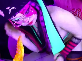 Layton Box's Live Sex Cam Show