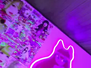 Layton Box's Live Sex Cam Show