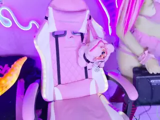 Layton Box's Live Sex Cam Show