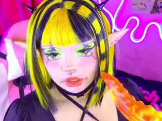 Layton Box's Live Sex Cam Show