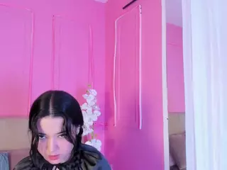 Spicy Emely's Live Sex Cam Show