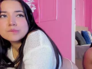 Spicy Emely's Live Sex Cam Show