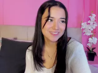 Spicy Emely's Live Sex Cam Show
