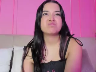 Spicy Emely's Live Sex Cam Show
