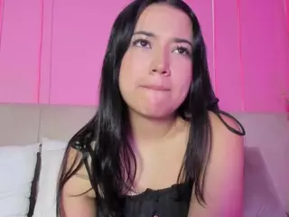 Spicy Emely's Live Sex Cam Show