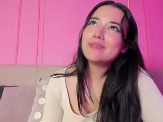 Spicy Emely's Live Sex Cam Show