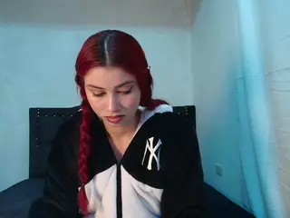 EmmaMateus's Live Sex Cam Show