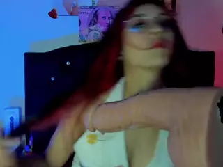 Miafyler's Live Sex Cam Show