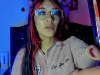 Miafyler's Live Sex Cam Show
