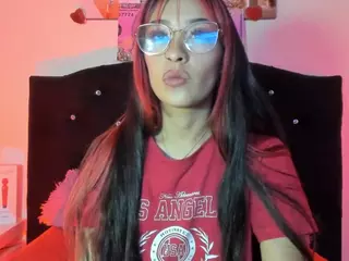 Miafyler's Live Sex Cam Show