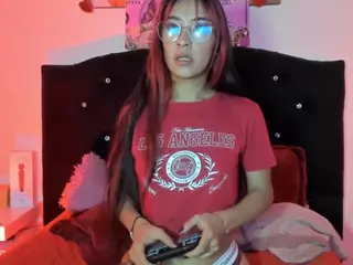 Miafyler's Live Sex Cam Show