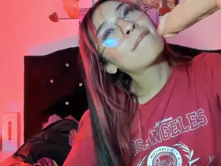 Miafyler's Live Sex Cam Show