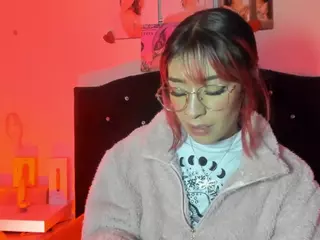 Miafyler's Live Sex Cam Show