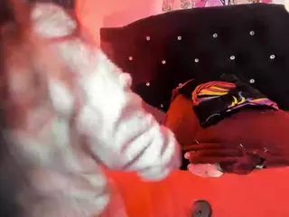 Miafyler's Live Sex Cam Show