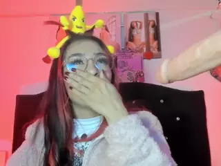 Miafyler's Live Sex Cam Show