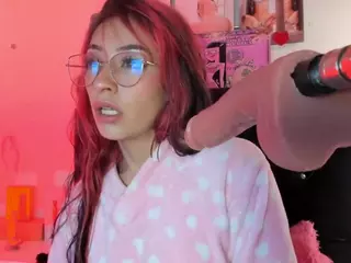 Miafyler's Live Sex Cam Show