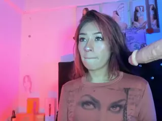 Miafyler's Live Sex Cam Show