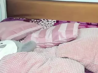 AlexissNight's Live Sex Cam Show