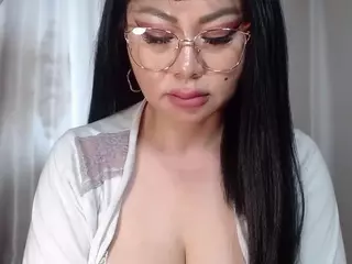 Lara's Live Sex Cam Show
