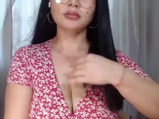 Lara's Live Sex Cam Show