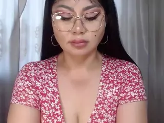 Lara's Live Sex Cam Show