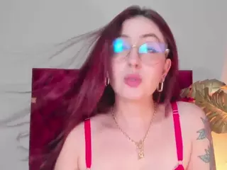EmilyWatsonn's Live Sex Cam Show