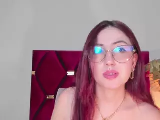 EmilyWatsonn's Live Sex Cam Show