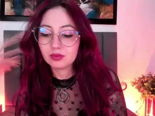 EmilyWatsonn's Live Sex Cam Show