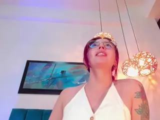EmilyWatsonn's Live Sex Cam Show