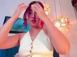 EmilyWatsonn's Live Sex Cam Show