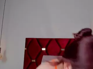 EmilyWatsonn's Live Sex Cam Show