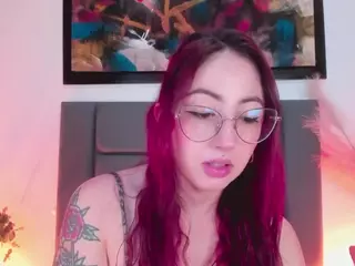 EmilyWatsonn's Live Sex Cam Show