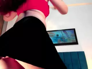 EmilyWatsonn's Live Sex Cam Show