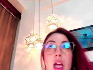 EmilyWatsonn's Live Sex Cam Show