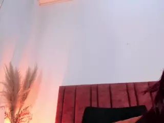 EmilyWatsonn's Live Sex Cam Show