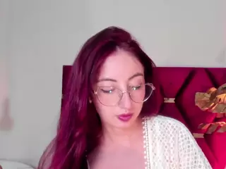 EmilyWatsonn's Live Sex Cam Show