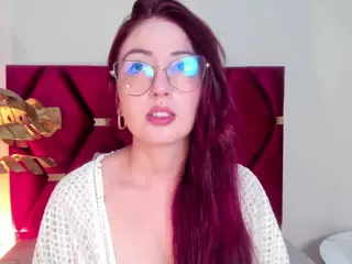 EmilyWatsonn's Live Sex Cam Show